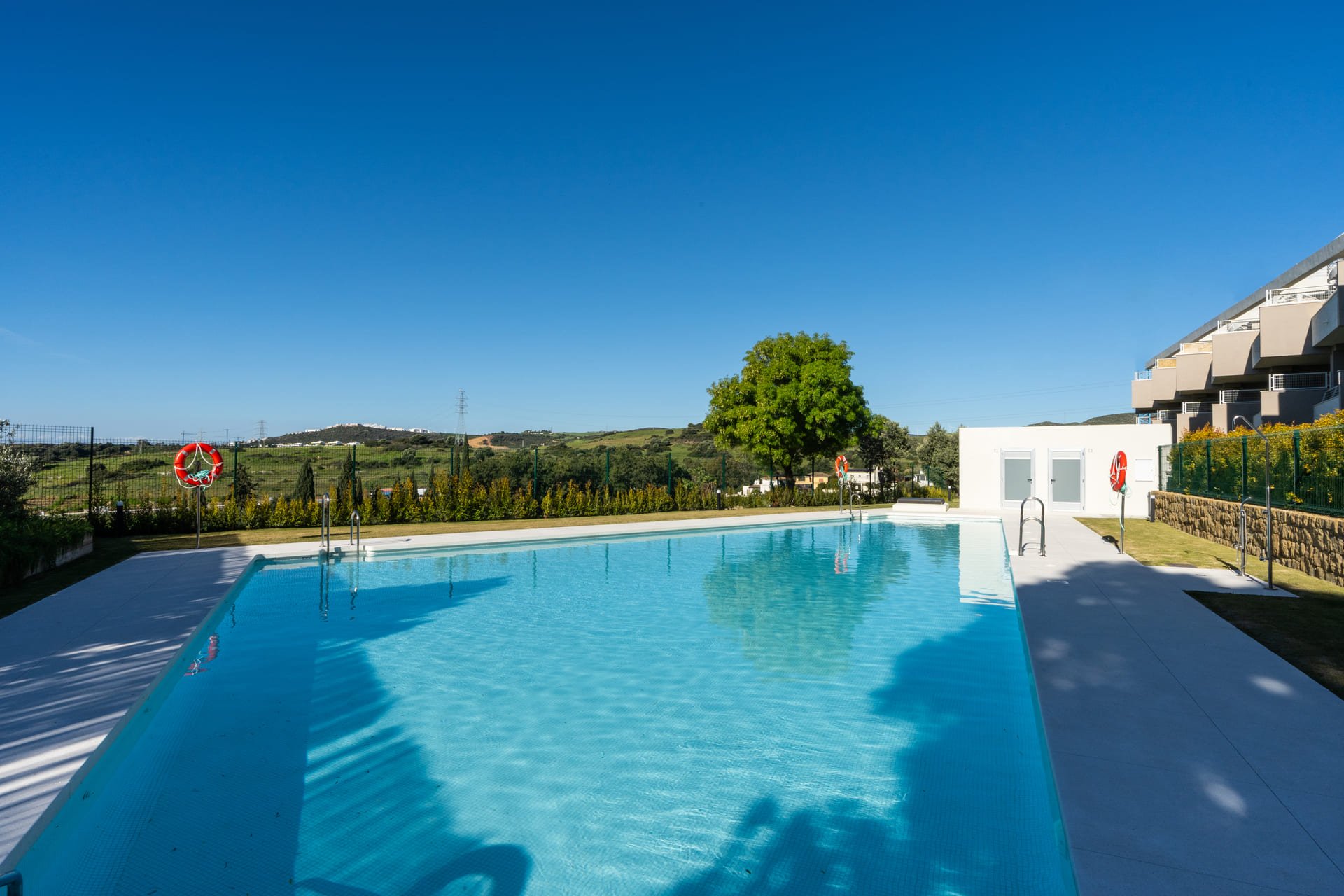 New Build - apartment - Estepona