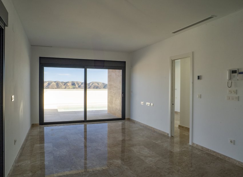 New Build - detached - Coloma