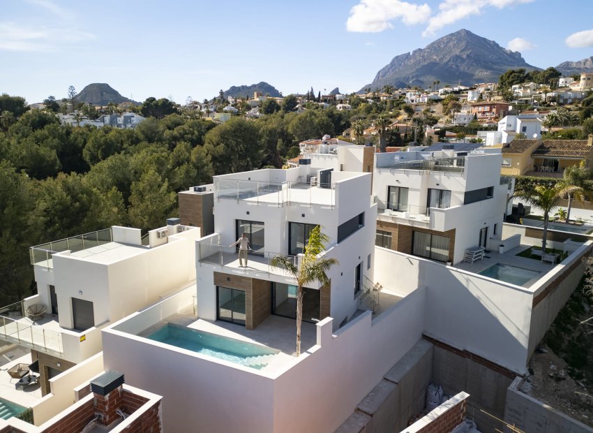 New Build - detached - Coloma