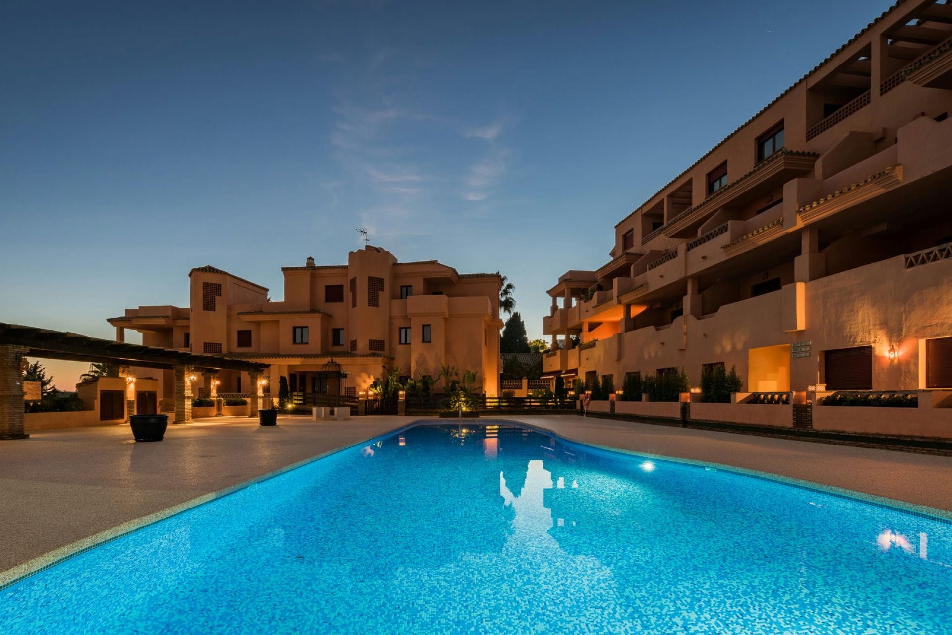 Nowy budynek - apartment - Benahavís