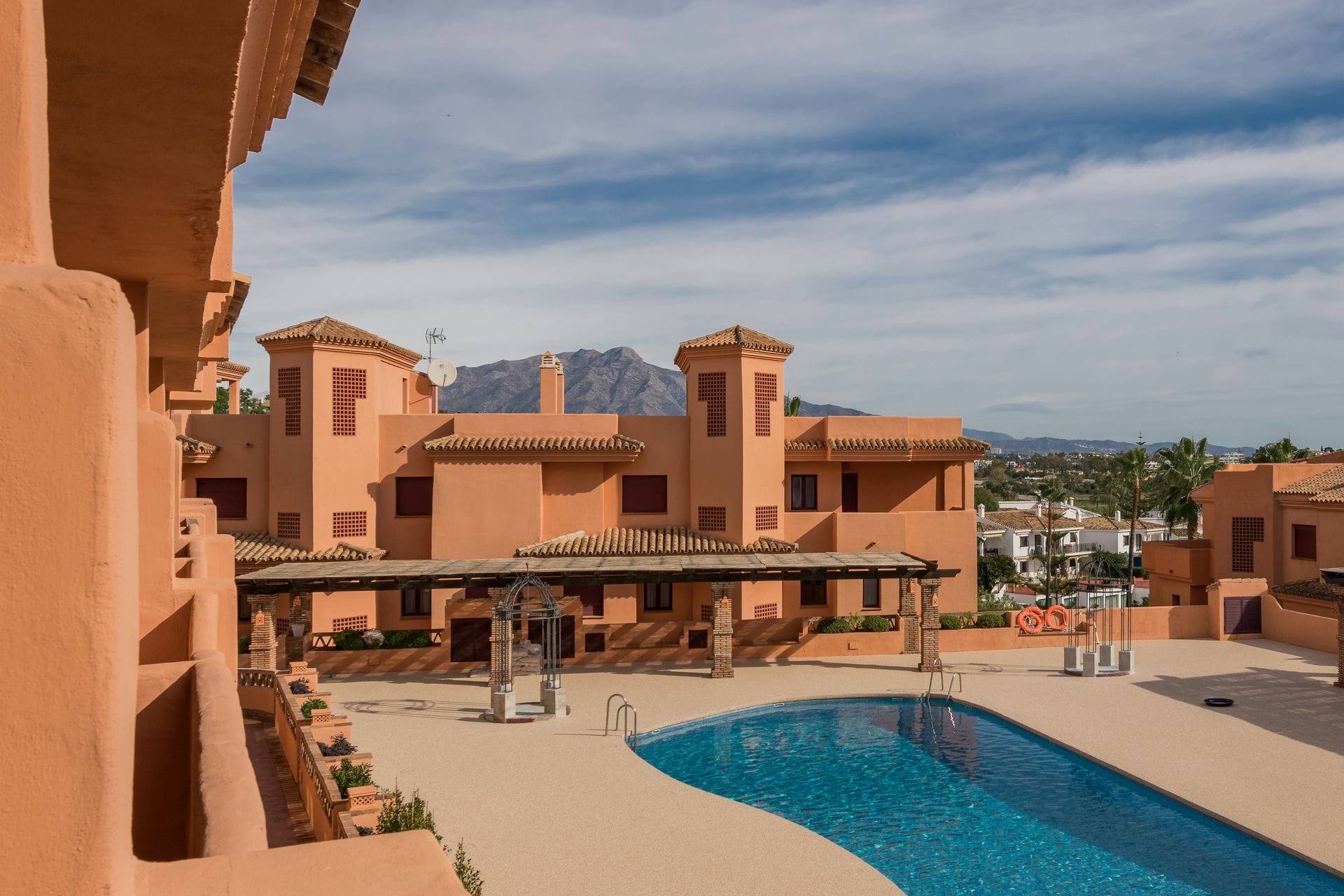 Nowy budynek - apartment - Benahavís