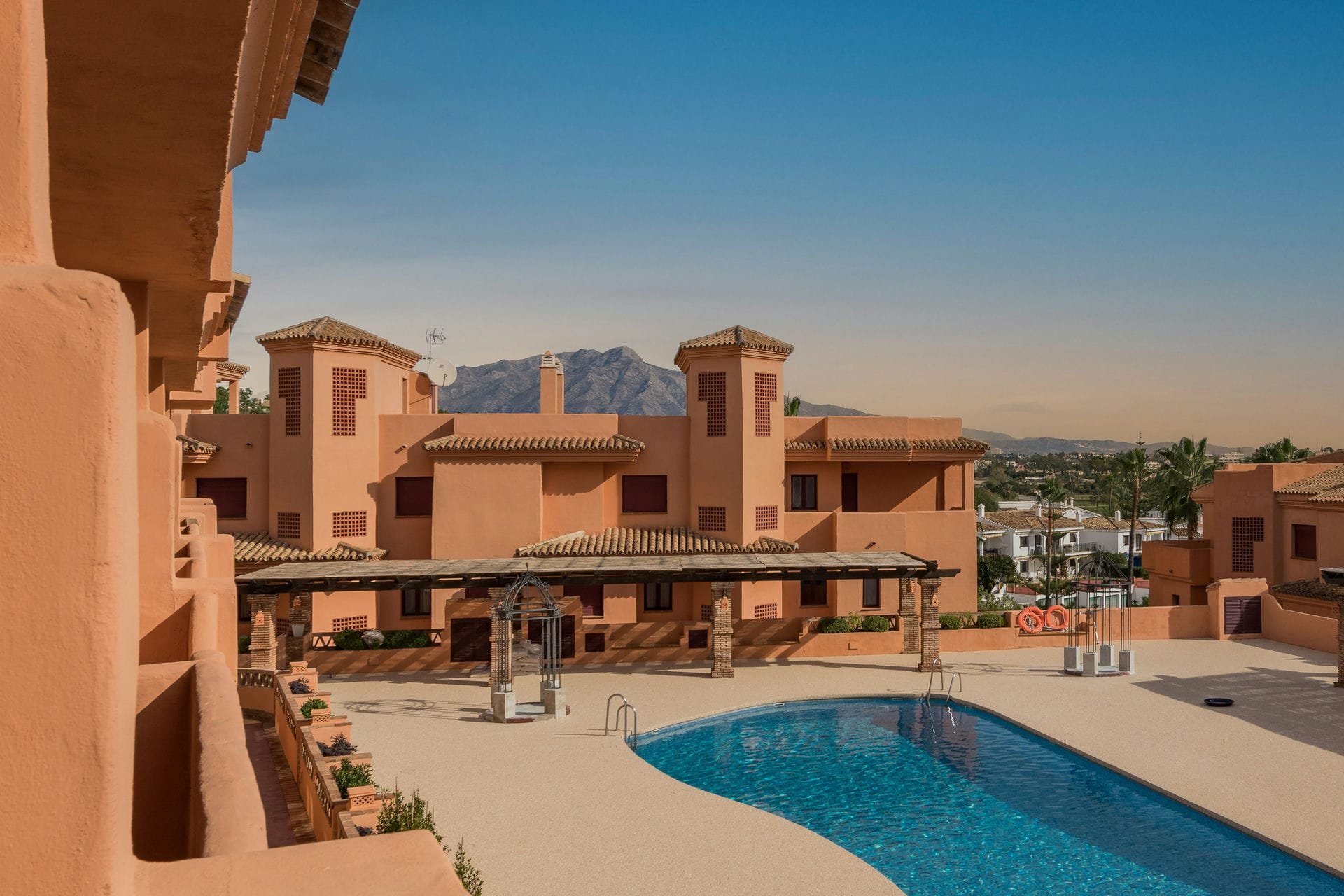 Nowy budynek - apartment - Benahavís