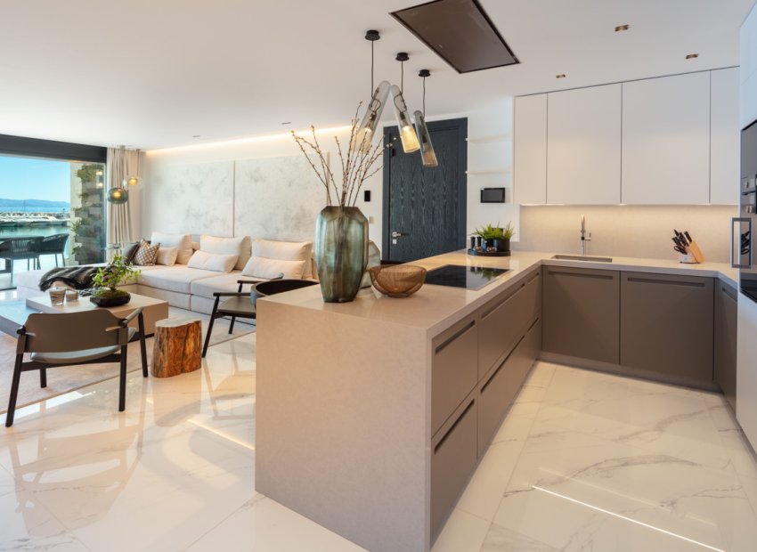 Nowy budynek - apartment - Marbella