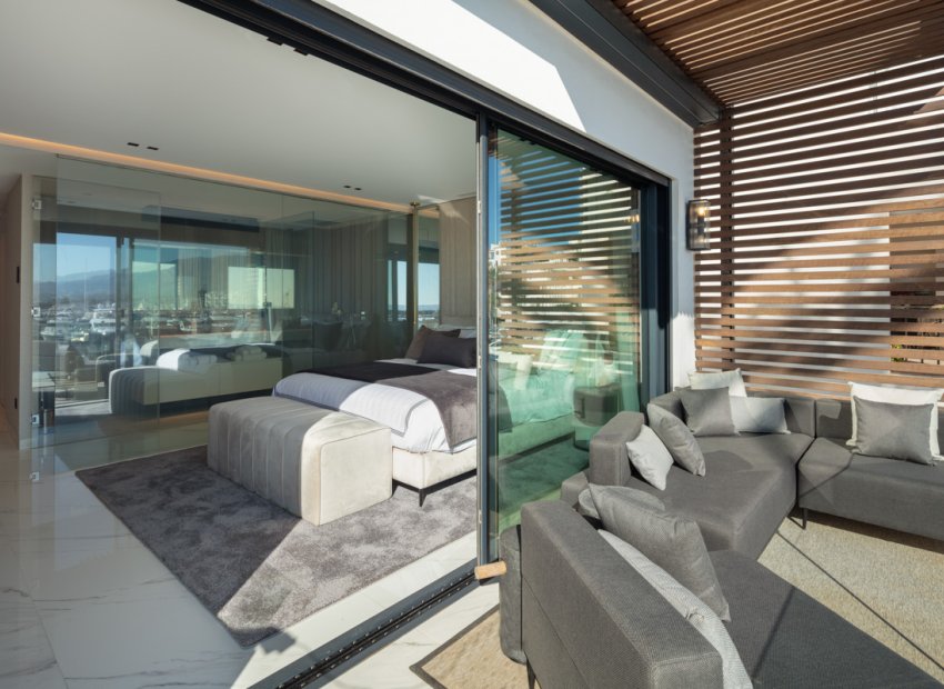 Nowy budynek - apartment - Marbella