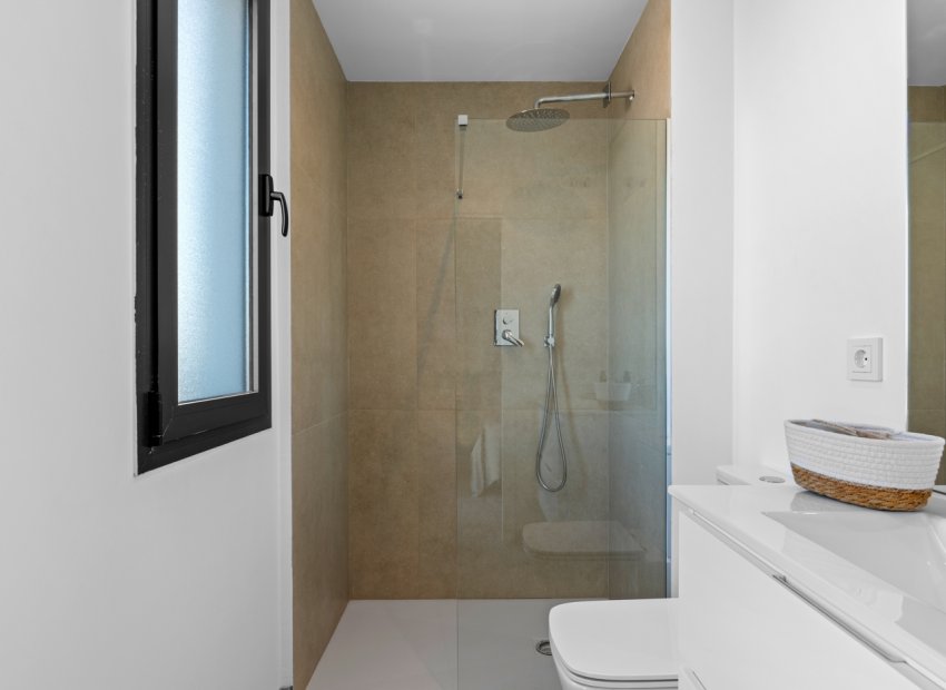 Nowy budynek - Daszek - Islas Menores