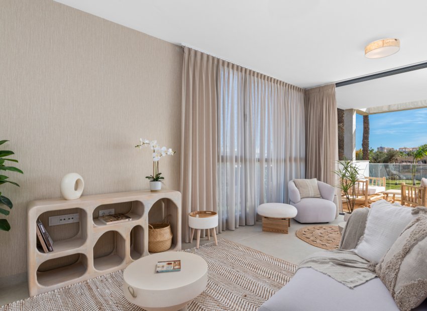 Nowy budynek - Daszek - Islas Menores