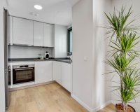 Nowy budynek - Daszek - Las Lagunas de Mijas