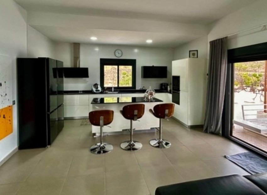 Nowy budynek - detached - La Canalosa