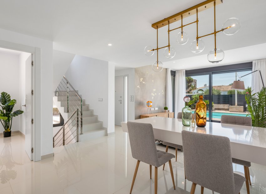 Nowy budynek - detached - Playa Paraiso