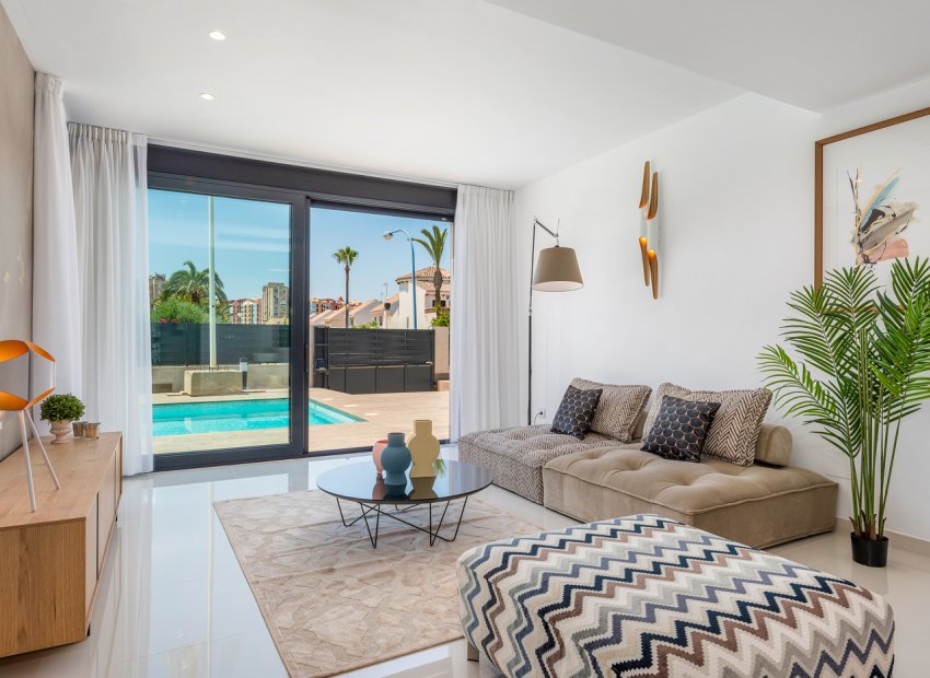 Nowy budynek - detached - Playa Paraiso