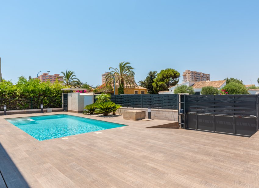 Nowy budynek - detached - Playa Paraiso