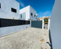 Nowy budynek - detached - Torrevieja