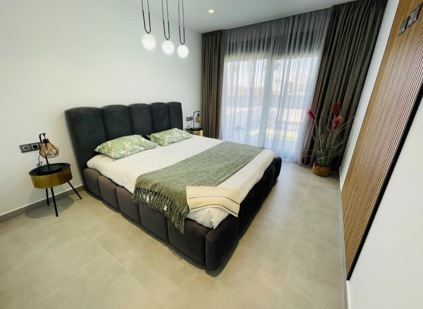 Nowy budynek - detached - Torrevieja