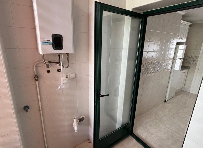 Nowy budynek - ground-floor - Orihuela