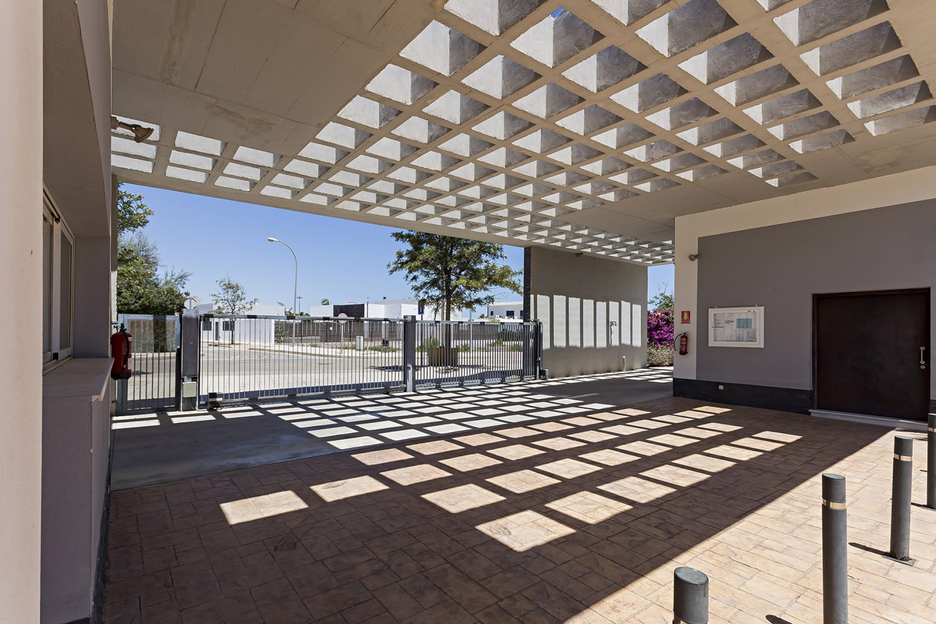 Nowy budynek - ground-floor - Vera