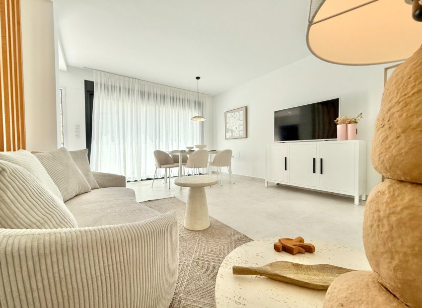 Nowy budynek - high-bungalow - Cox