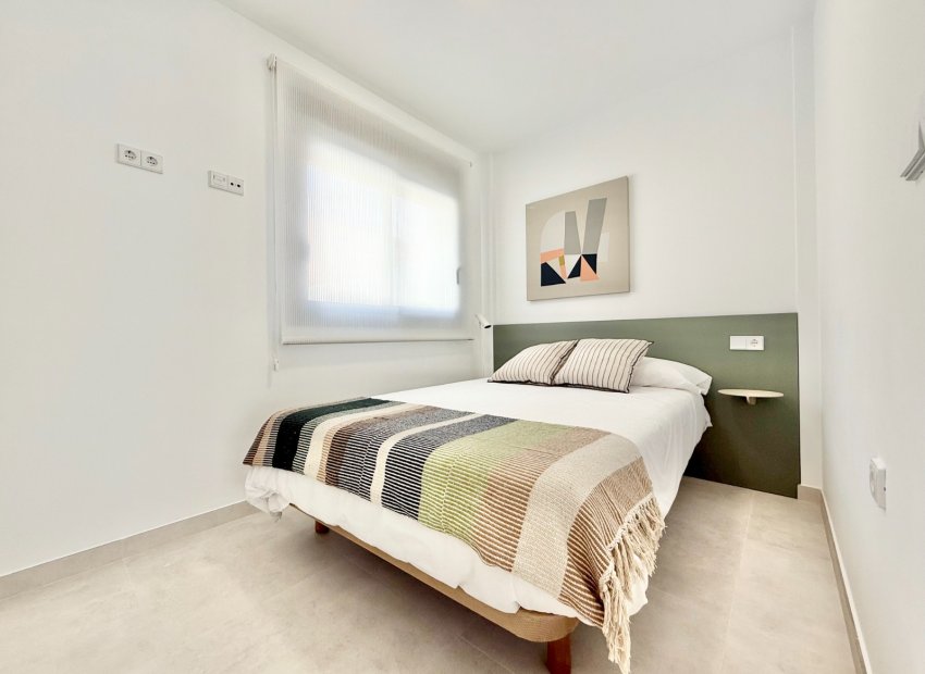 Nowy budynek - high-bungalow - Cox