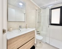 Nowy budynek - high-bungalow - Cox