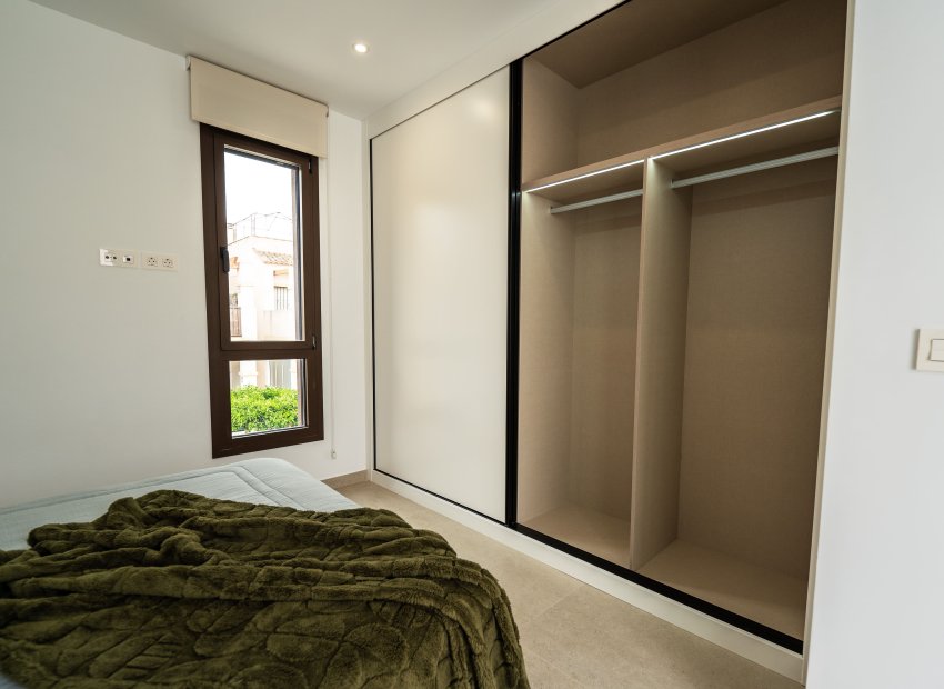 Nowy budynek - terraced - Heredades