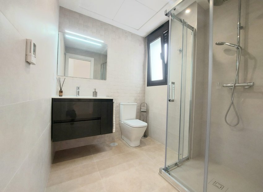 Nowy budynek - terraced - Las Esperanzas