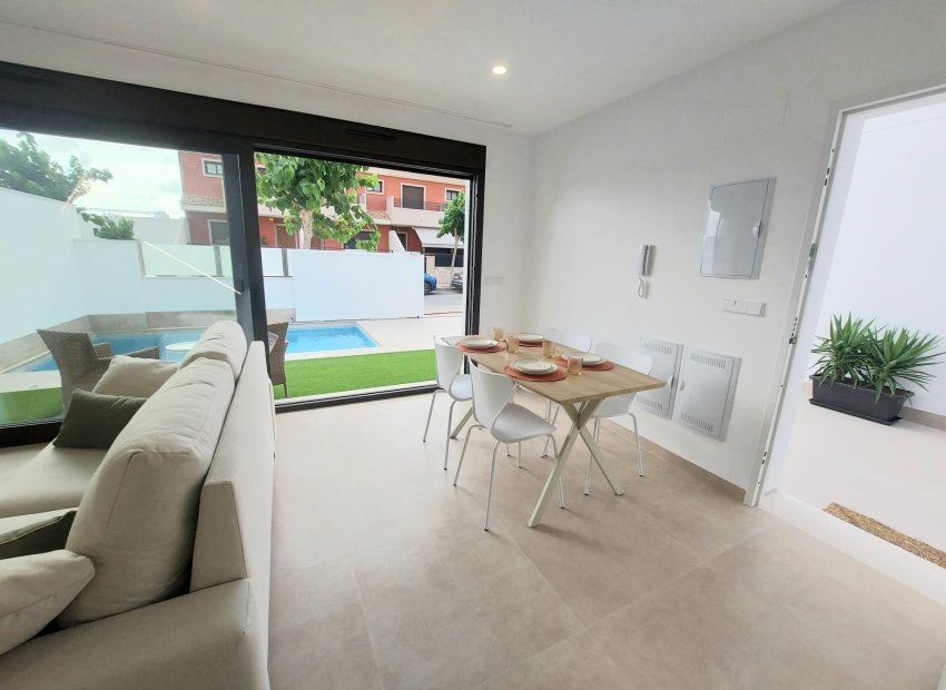 Nowy budynek - terraced - Las Esperanzas