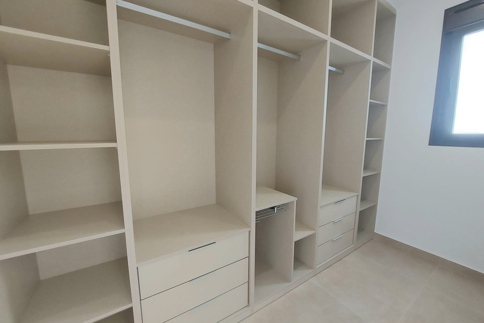 Nowy budynek - terraced - Las Esperanzas