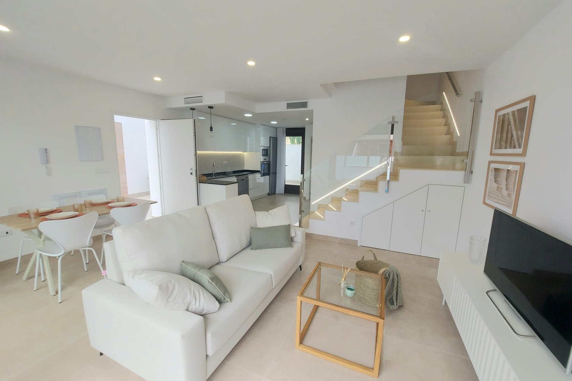 Nowy budynek - terraced - Las Esperanzas