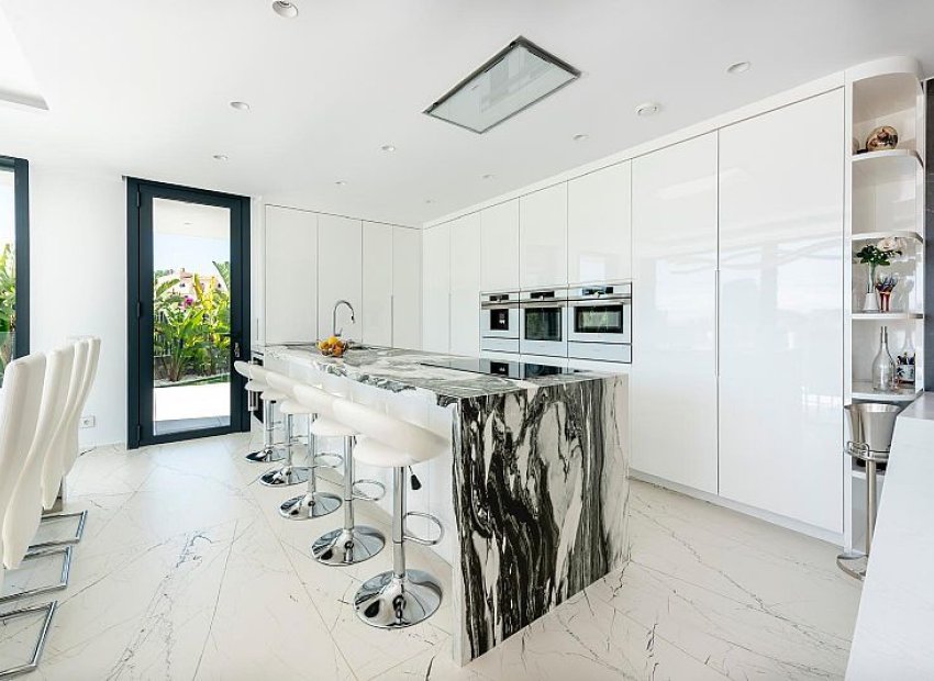 Nowy budynek - Villa - Calpe