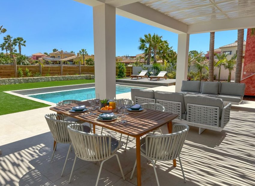 Nowy budynek - Villa - Cuevas del Almanzora