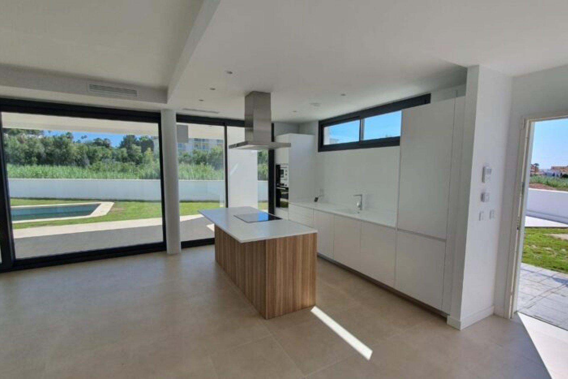 Nowy budynek - Villa - Manilva