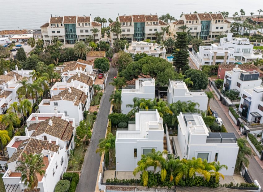 Nowy budynek - Villa - Marbella