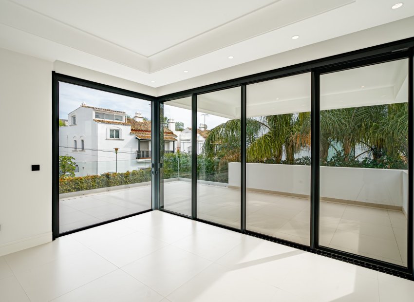 Nowy budynek - Villa - Marbella