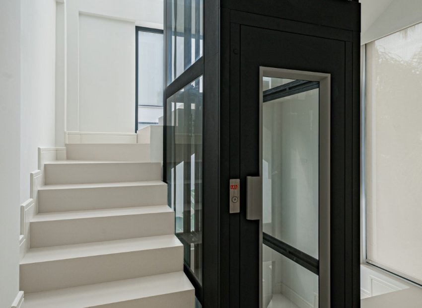 Nowy budynek - Villa - Marbella