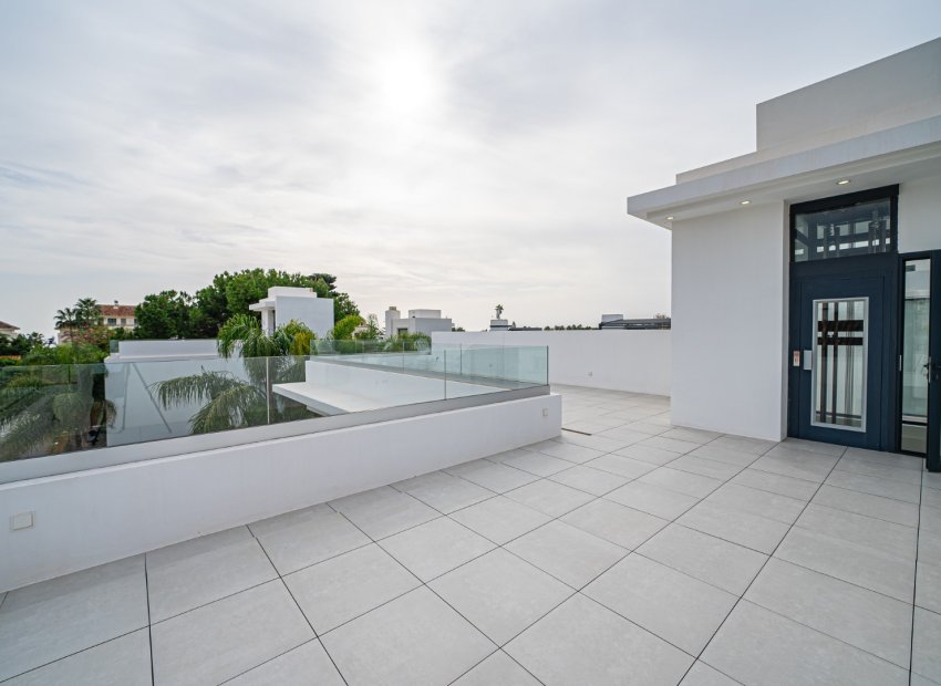 Nowy budynek - Villa - Marbella