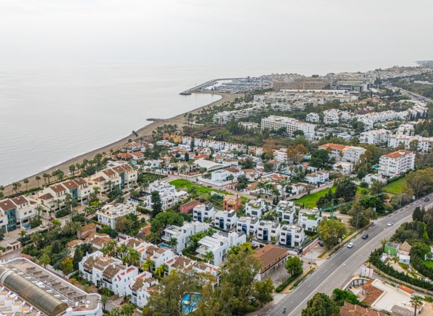 Nowy budynek - Villa - Marbella