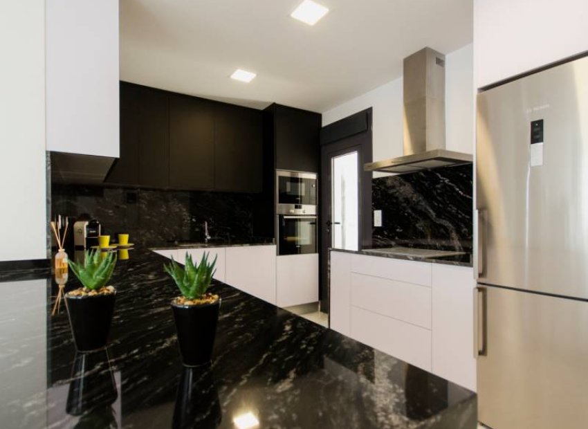 Nowy budynek - Villa - Orihuela