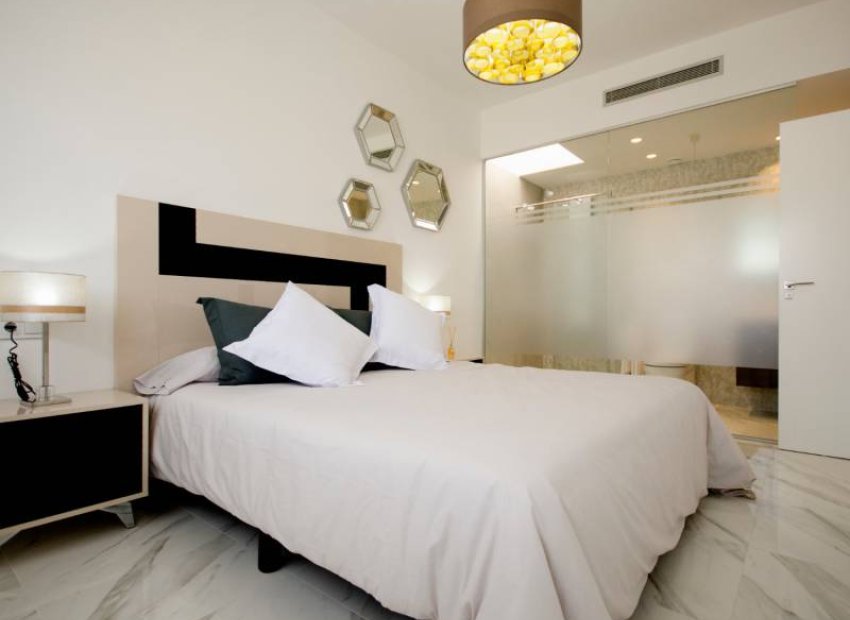 Nowy budynek - Villa - Orihuela