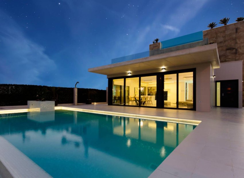 Nowy budynek - Villa - Orihuela