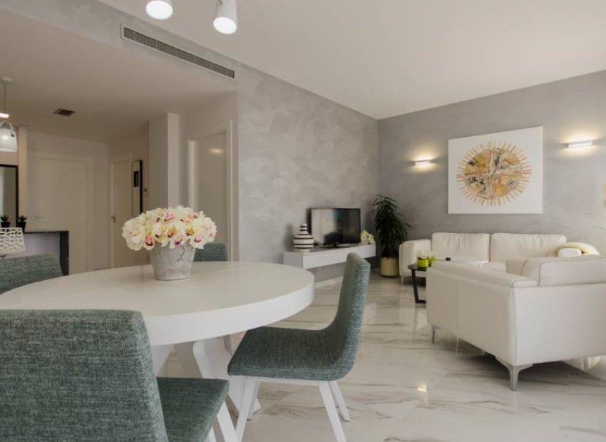 Nowy budynek - Villa - Orihuela