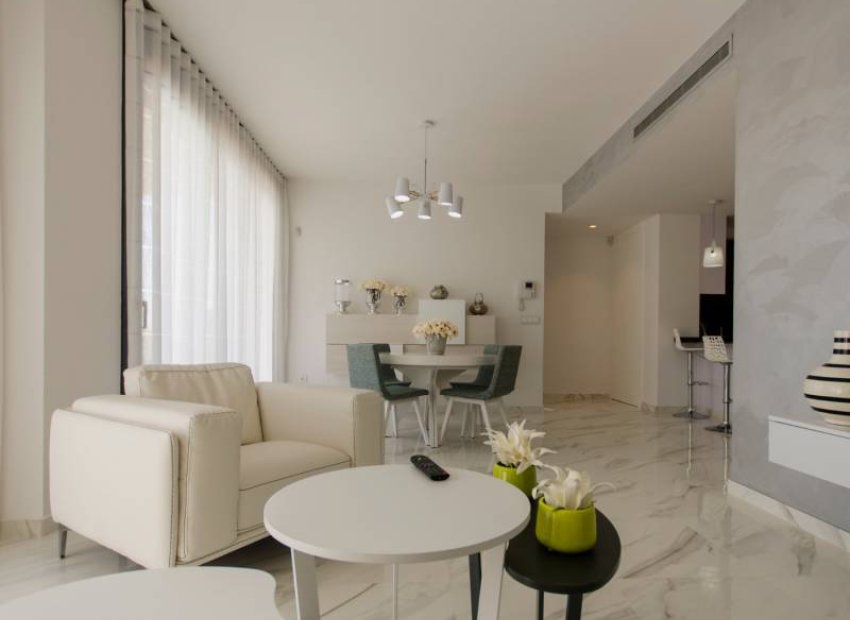 Nowy budynek - Villa - Orihuela