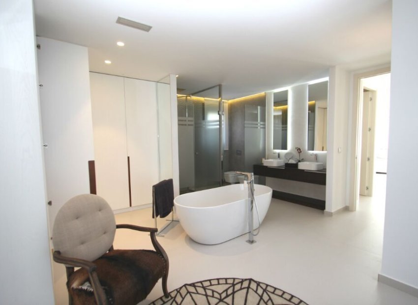 Nowy budynek - Villa - San Miguel de Salinas