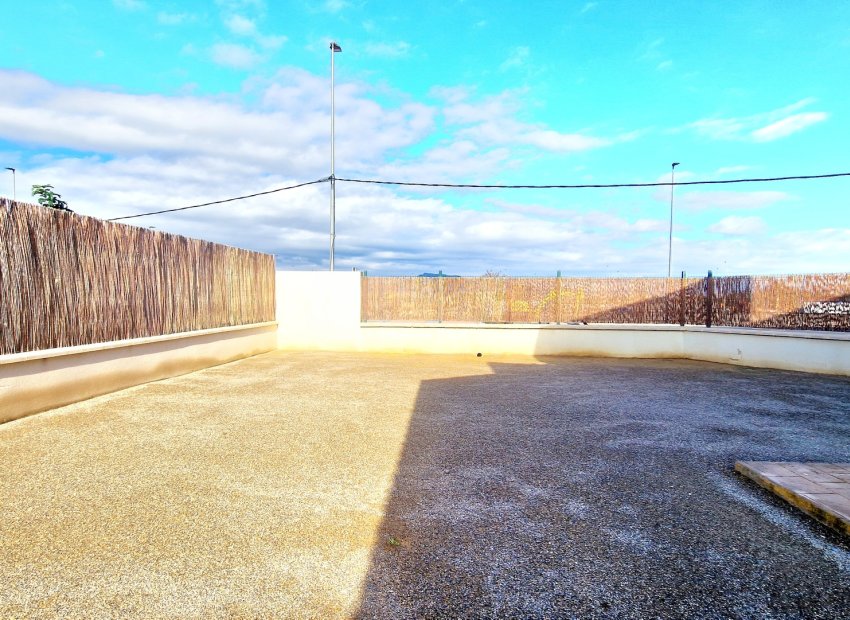 Új építés - detached - Purias