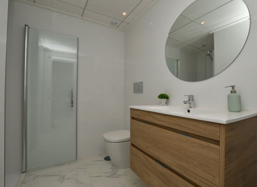 Új építés - low-bungalow - San Miguel de Salinas