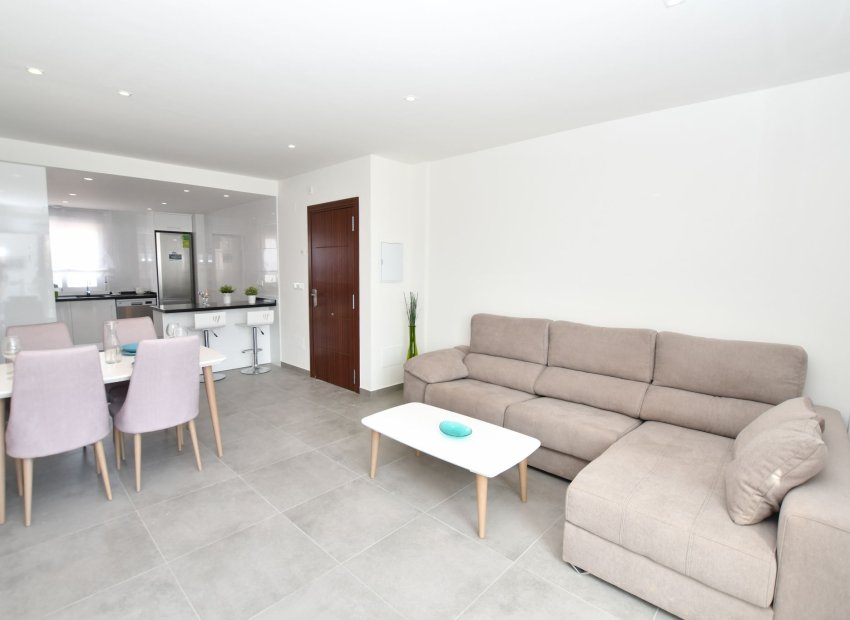 Új építés - low-bungalow - San Miguel de Salinas