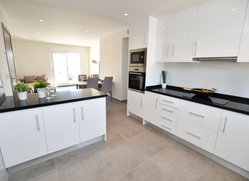 Új építés - low-bungalow - San Miguel de Salinas