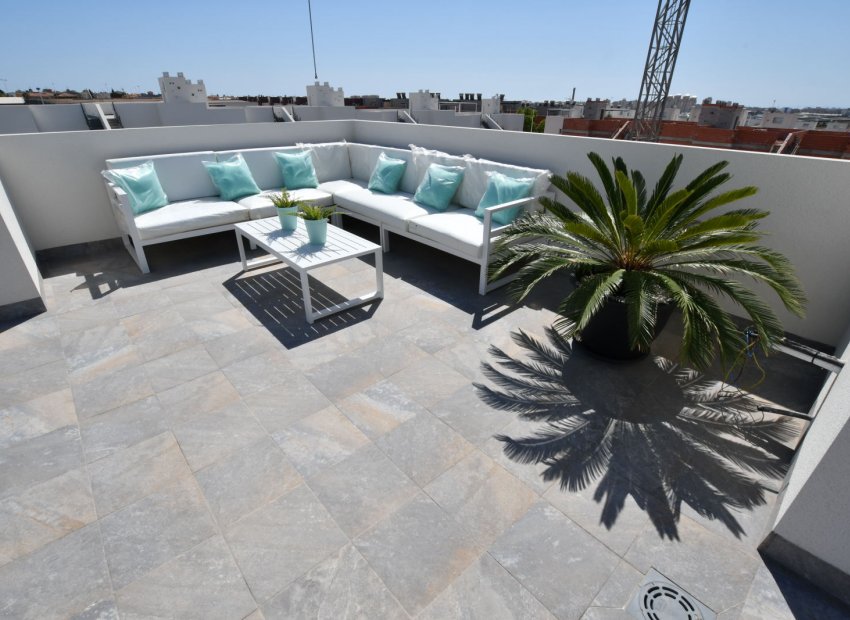 Új építés - low-bungalow - San Miguel de Salinas