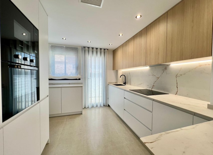 Új építés - terraced - Benferri