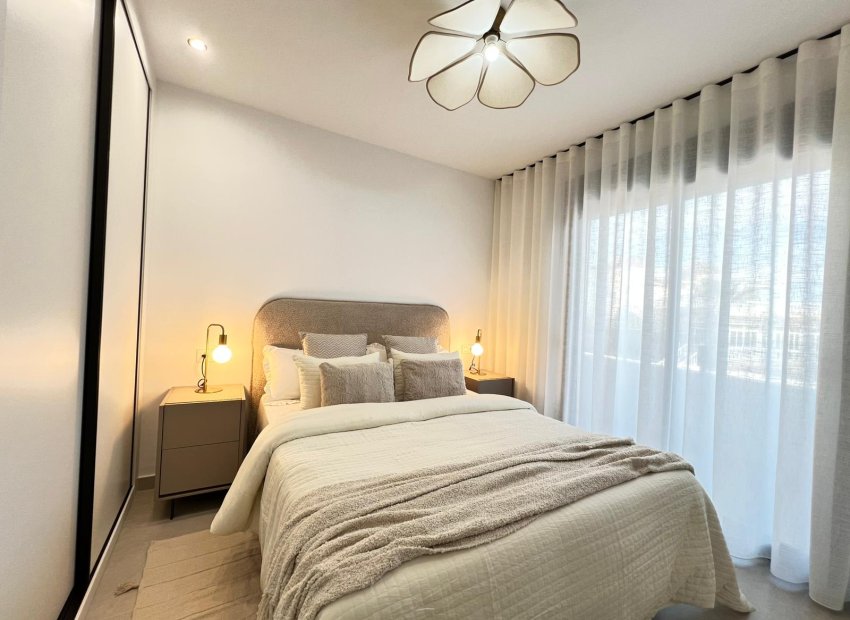 Új építés - terraced - Benferri