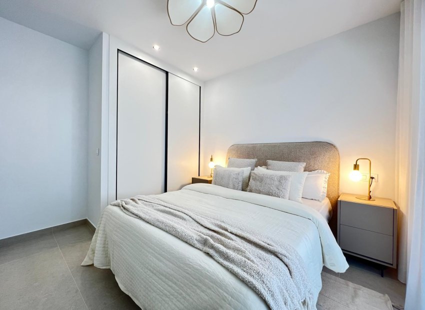 Új építés - terraced - Benferri