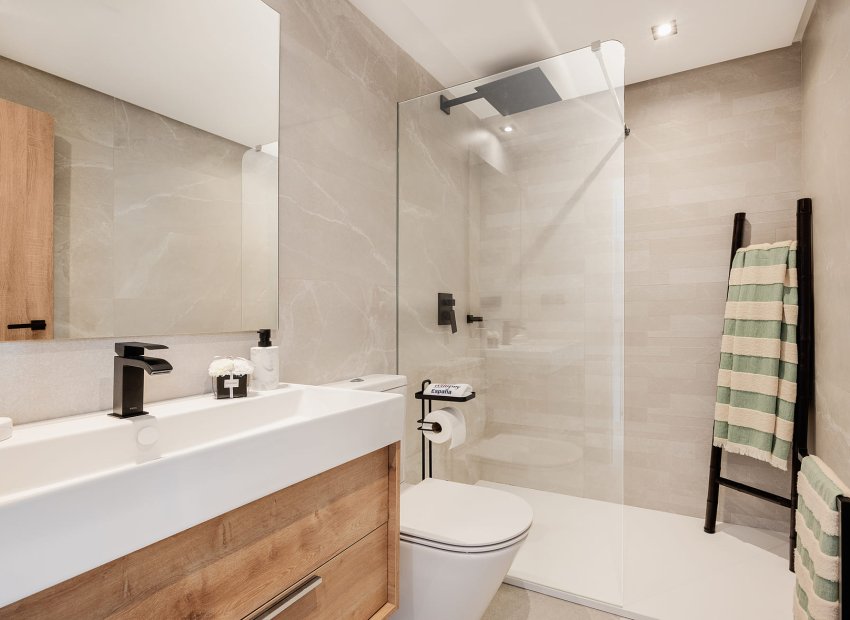 Új építés - terraced - Cerros del Lago